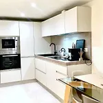 Daire Minzoni94 - Twobedroom+garden *